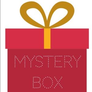 Mystery box: accessories edition